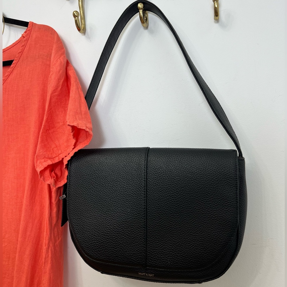 Matt & Nat Black Pebbled Leather Crossbody Shoulder Bag